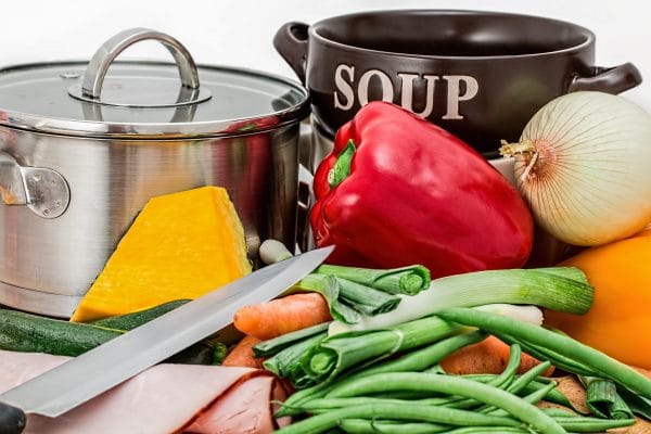 veggies-soup-cooking