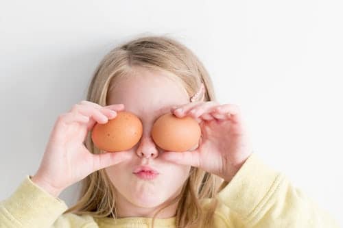 Read more about the article Eight Tasty Yet HEALTHY Snacks for Kids